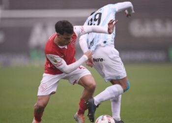 أتلتيكو توكومان ينفرد بصدارة الدوري الأرجنتيني
