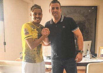 المغرب الفاسي يتعاقد مع لاعب رجاوي سابق