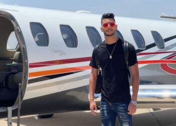أشرف داري يشد الرحال إلى فرنسا