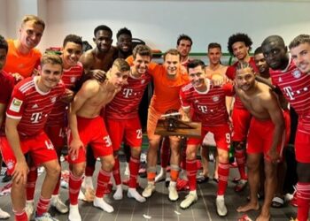 ليفاندوفسكي يحضر ضمن لاعبي بايرن ميونخ لإجراء فحوص اللياقة