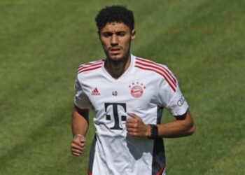 نصير مزراوي يتألق أمام مانشستر سيتي الإنجليزي
