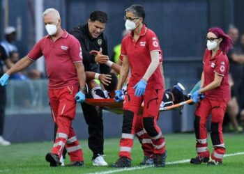 ادم ماسينا مهدد بالغياب عن المونديال القطري بعد تعرضه لإصابة قوية
