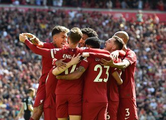 ليفربول يسحق بورنموث وهالاند يقود السيتي لفوز مثير