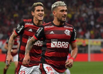 فلامنغو يضع قدماً في نصف نهائي كأس ليبرتادوريس