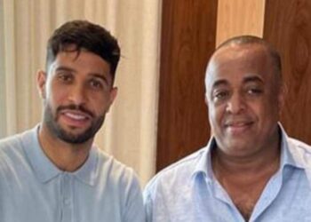 يحيى جبران يجدد عقده مع الوداد الرياضي