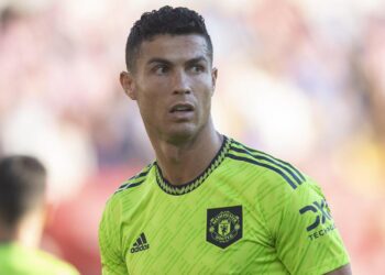 بوروسيا دورتموند ينفي مساعيه لضم رونالدو