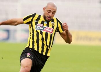 الأسد نور الدين أمرابط يعود للتهديف في الدوري اليوناني