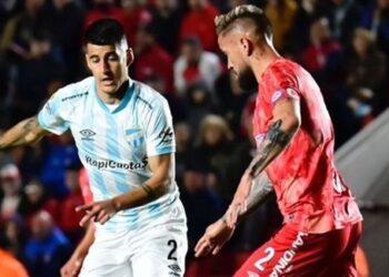 توكومان يعتلي ق الدوري الأرجنتيني مستفيداً من تعادل بوكا