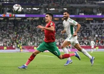 الوداد البيضاوي يتعاقد رسميا مع الجزائري الحسين بن عيادة