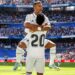 ريال مدريد يفوز على ريال بتيس ويغرد وحيدا في الصدارة