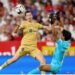 بونو والنصيري يسقطان أمام برشلونة بثلاثية
