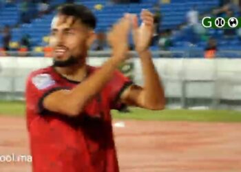 فيديو… فرحة لاعبي أولمبيك آسفي بعد التعادل الايجابي أمام الرجاء في دونور