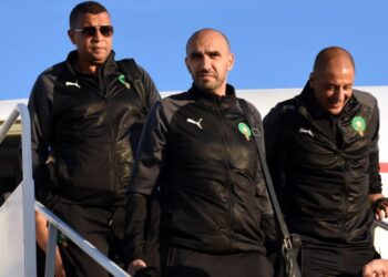 المنتخب المغربي يحط الرحال بإشبيلية لمواجهة البارغواي