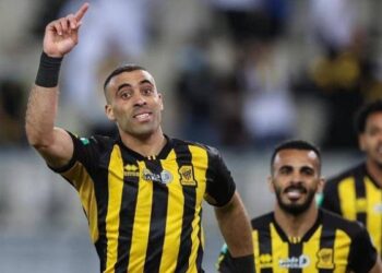 تعليق عقوبة المغربي عبد الرزاق حمد الله