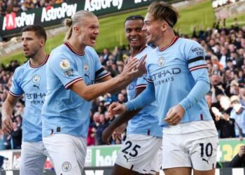مانشستر سيتي يفوز على وولفرهامبتون ويعتلي صدارة الدوري