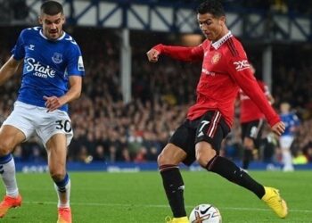 الدوري الإنجليزي: رونالدو يقود يونايتد لهزم إيفرتون