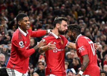 الدوري الانجليزي: مانشستر يونايتد يحسم مواجهة القمّة أمام توتنهام وليفربول يواصل صحوته