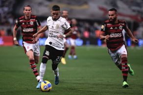 تعادل كورينثيانز وفلامنغو في ذهاب نهائي كأس البرازيل
