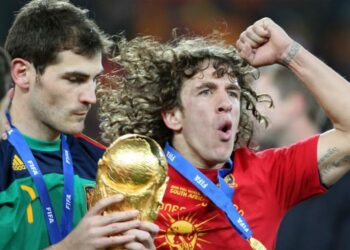 إيكر كاسياس وكارلوس بويول يعلنان أنهما مثليان جنسياً
