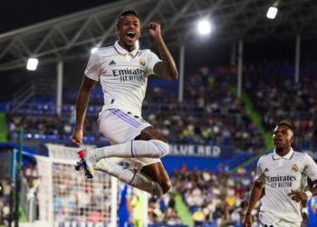 ريال مدريد يهزم خيتافي ويستعيد صدارة الليغا