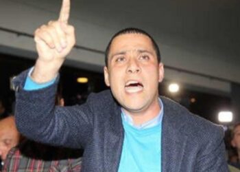 الجماهير الرجاوية لمحمد بودريقة:” كان سببا في أكبر أزمة مالية خانقة عاشها النادي”