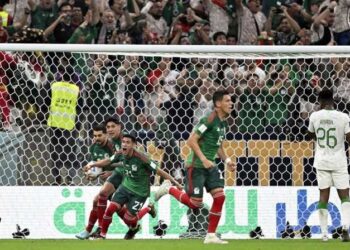 السعودية تودع المونديال بعد الخسارة أمام المكسيك