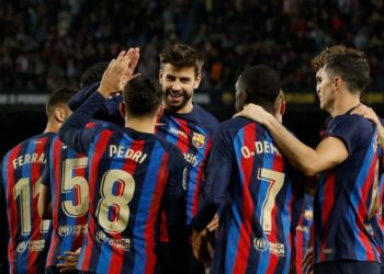 برشلونة يفوز على ألميريا في آخر مباراة لبيكيه على ملعب “كامب نو”