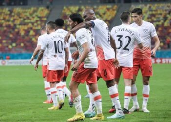قبل المونديال… نايف أكرد يؤكد جاهزيته