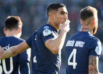 الفيفا تتغنى بأشرف حكيمي قبل نهائيات كأس العالم