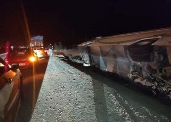 فيديو…إنقلاب حافلة النادي القنيطري وإصابات بين اللاعبين