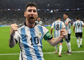 ميسي  يحيي آمال الارجنتين في التأهل للدور الثاني بعد الفوز على المكسيك