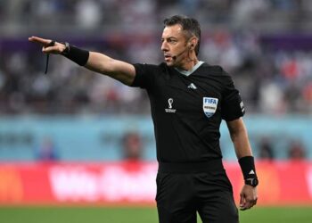 “الفيفا” يعين رافائيل كلاوس لقيادة مباراة المغرب وكندا