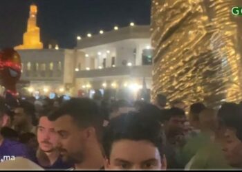 شاهد.. إحتفالية الجماهير الأرجنتينية بالدوحة قبل لقاء المكسيك