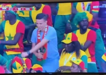 لاعب المنتخب السنغالي:”اخواننا المغاربة سندعمكم بنفس الطريقة التي دعمتونا بها المباراة القادمة”