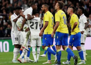 ريال مدريد يحقق الأهم أمام قادش
