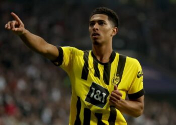 دورتموند يحدد سعر صادم لبيع بيلينغهام