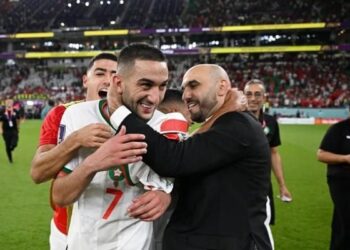 الركراكي يؤكد إصابة زياش وحكيمي