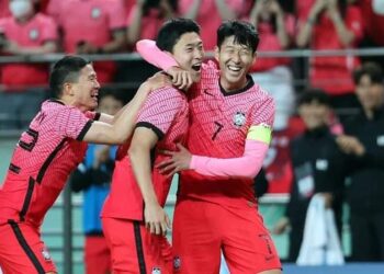 كوريا الجنوبية تخطف الفوز أمام البرتغال ويتاهلان للدور الثاني