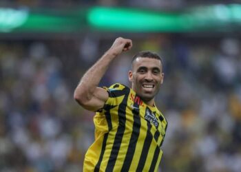 فيديو…الهداف عبدالرزاق حمدالله يقود الإتحاد للفوز على التعاون بثلاثية نظيفة