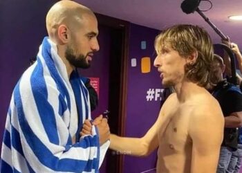 مودريتش يطالب سفيان أمرابط بقميصه بعد تألقه في المونديال
