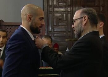 أمرابط للملك:” شرف أنني التقيتك وكنبغيك بزاف”