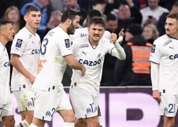 مارسيليا يتفوق على لوريان بثلاثية في الدوري الفرنسي