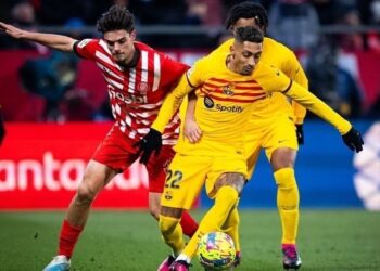 برشلونة يواصل التحليق بصدارة “الليغا” من بوابة جيرونا