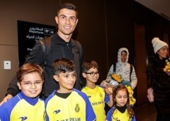 بحضور أكثر من 30 ألف من جمهور النصر…مرسول بارك” يتزين لاستقبال كريستيانو