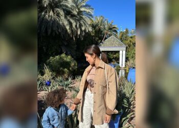 أشرف حكيمي رفقة زوجته وعائلته في عطلة بمراكش