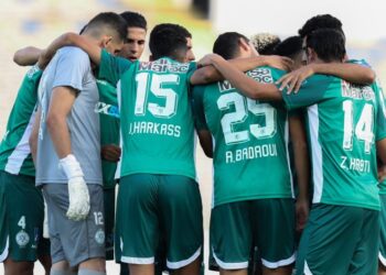 منذر الكبير يكشف لائحة الرجاء الرياضي أمام إتحاد طنجة