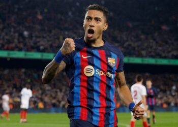 رافينيا: أعيش أفضل أوقاتي مع برشلونة