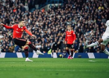 مانشستر يونايتد يفوز على ليدز ويصعد لوصافة الدوري الانجليزي مؤقتاً