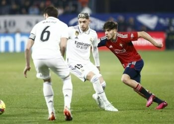 ريال مدريد يتجاوز أوساسونا بثنائية فالفيردي وأسينسيو