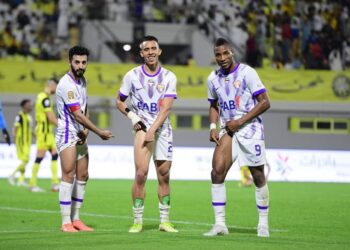 سفيان رحيمي يسجل هدفا عالميا في الدوري الإماراتي